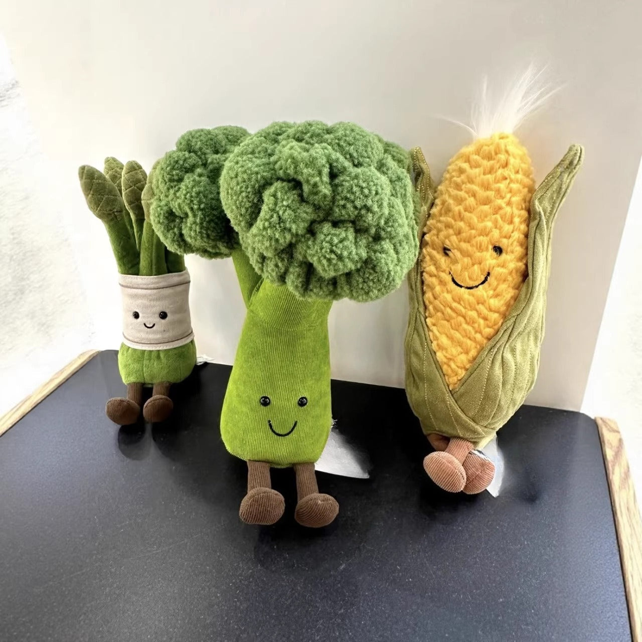 Lifelike Corn/Asparagus/Broccoli/Carrot Plant Plush Decor | Fluffy Botanical Stuffed Ornaments with JC Tags, Wholesale & Retail