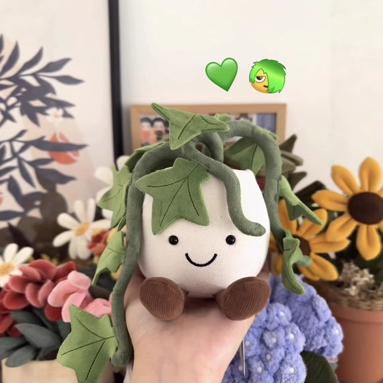 Lifelike Ivy Plant Plush Decor | Fluffy Botanical Stuffed Ornaments with JC Tags, Wholesale & Retail